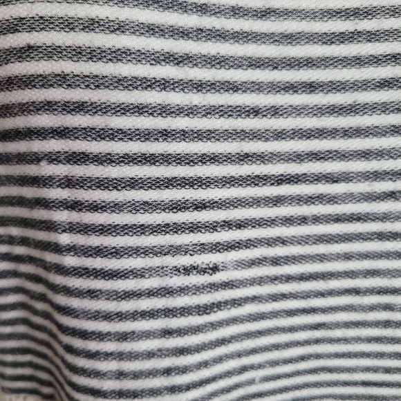 Blu Pepper black cream striped crochet top - Picture 8 of 8